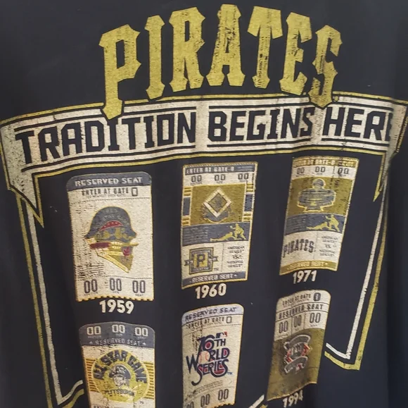 Pittsburgh Pirates T-Shirt - Picture 2 of 7